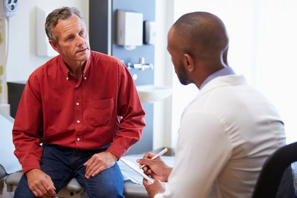 consultation with the doctor about chronic prostatitis